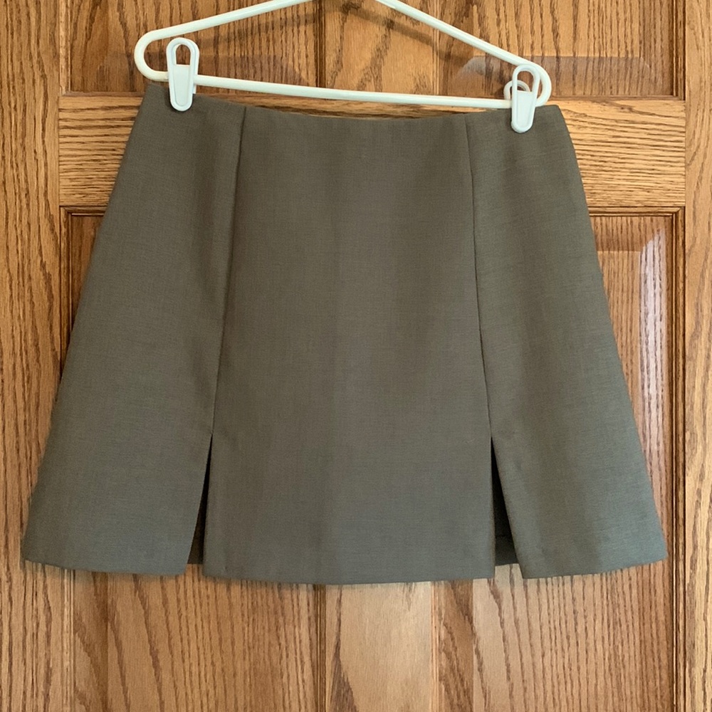 A. Byer skirt